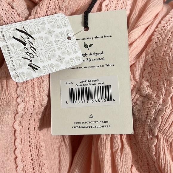 SPELL Cassie Lace Gown in Petal Size Small NWT - Picture 9 of 16